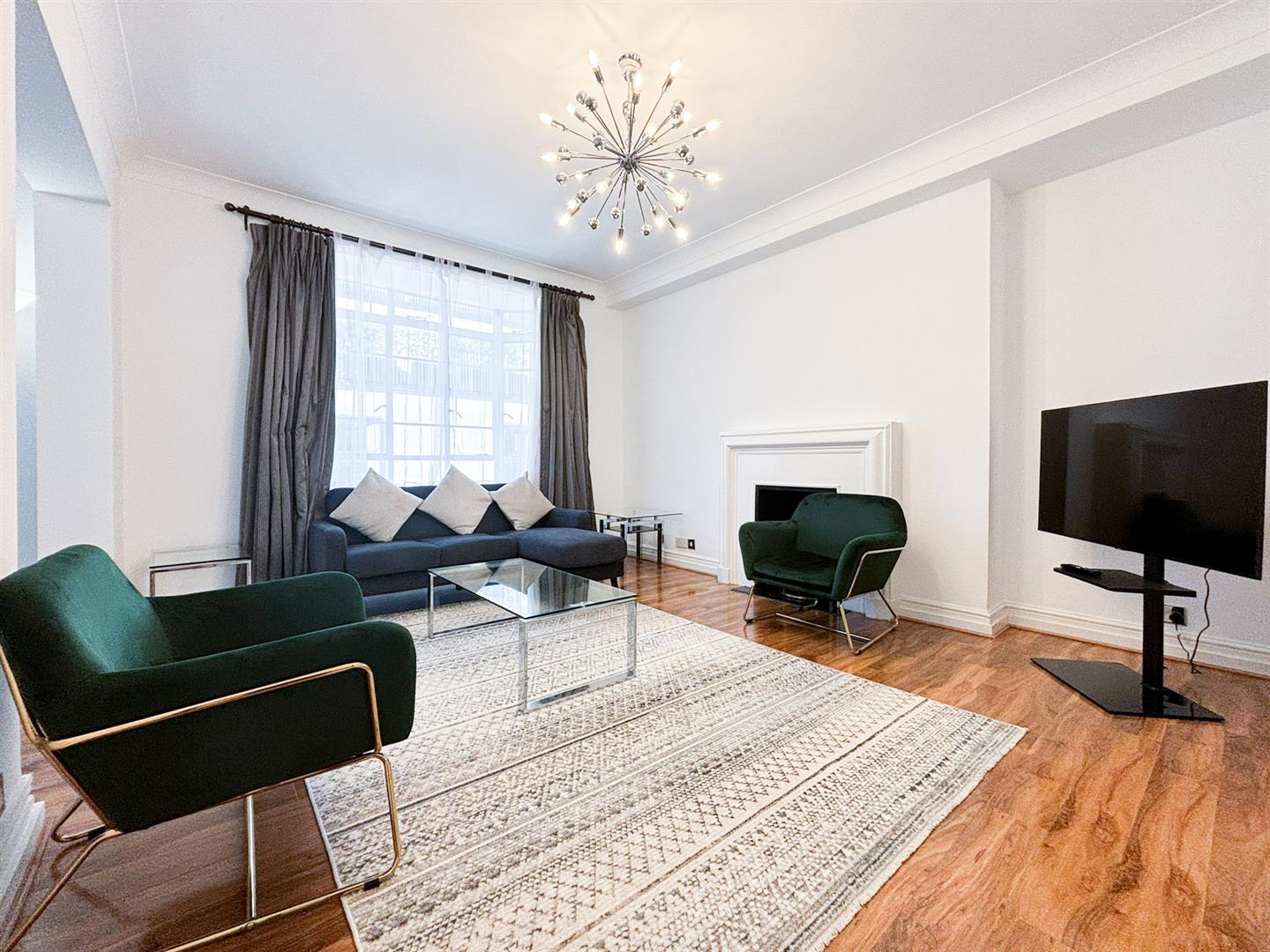3 bed property in Park Mansions, Knightsbridge